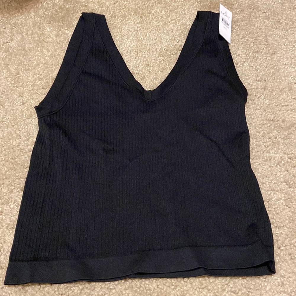 Cropped Black Ribbed Tank!